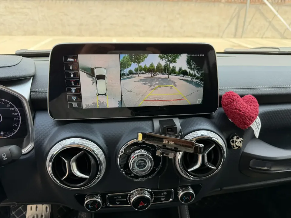 BAIC Beijing Off-road BJ40 2.0T Automatic 4WD City Hunter Glory Edition 2024 — миниатюра 3