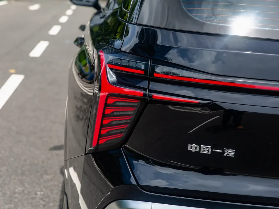 Hongqi HS3 Hongqi HS3 2024 1.5T Shanwei Edition 2024 — thumbnail 3