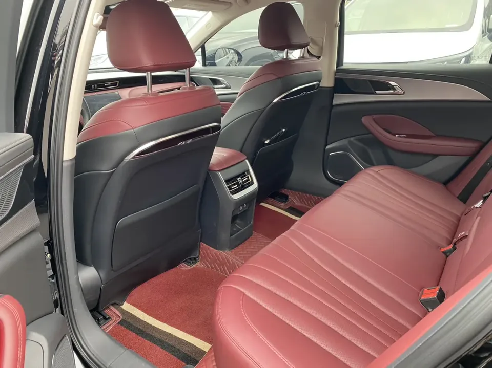 Hongqi H5 Hongqi H5 2024 1.5T DCT Zhilian Qiyun Edition 2024 — миниатюра 3