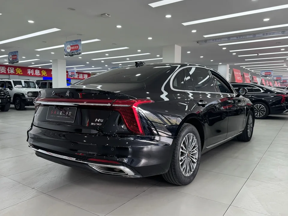Hongqi H5 Hongqi H5 2024 1.5T DCT Zhilian Qiyun Edition 2024 — миниатюра 2