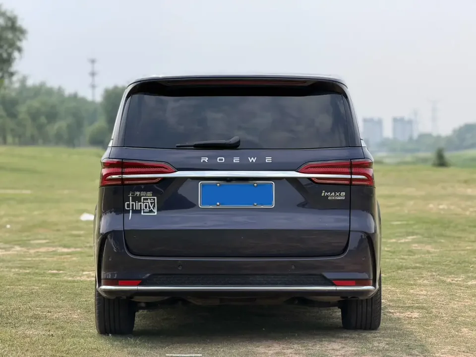 Roewe iMAX8 Roewe iMAX8 2022 400TGI Honor Edition 2022 — миниатюра 2