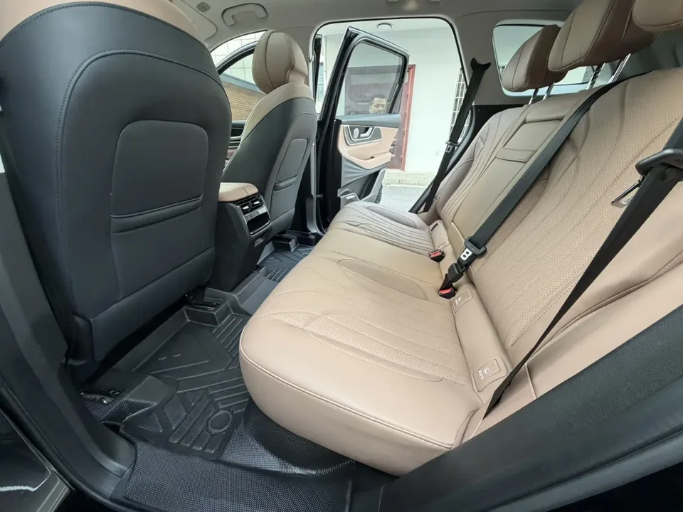 Chery Tiggo 8L 2.0T Automatic Comfort Edition 2025 — миниатюра 5