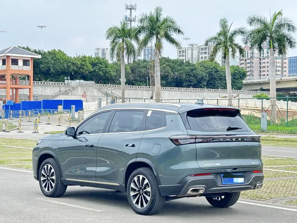Chery Tiggo 8 PLUS Tiggo 8 PLUS 2025 Kunpeng 290TGDI DCT Premium 5-seater 2024 — миниатюра 4