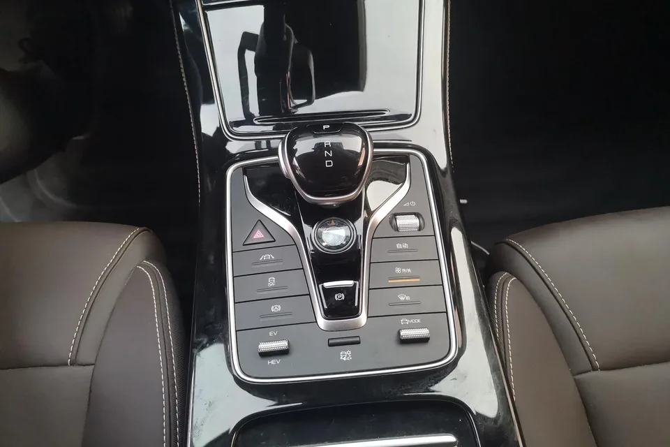BYD Song MAX DM DM-i 105KM Executive Edition 2023 — миниатюра 3