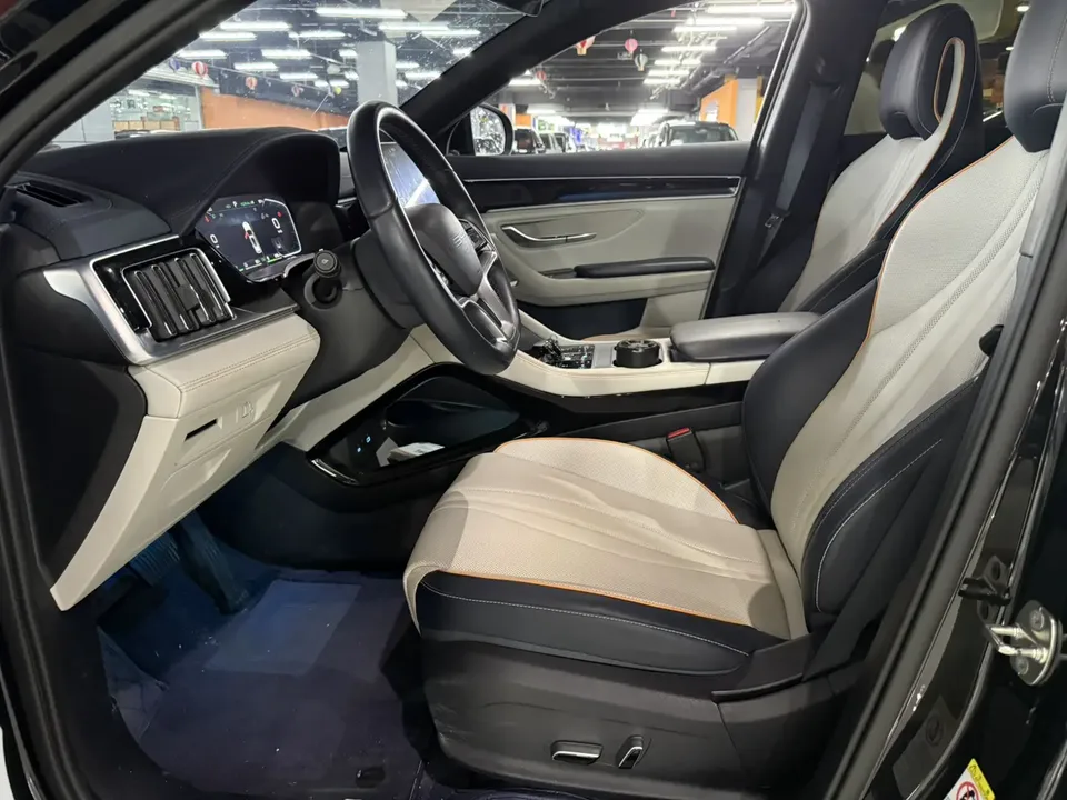 BYD Song PLUS DM DM-i Champion Edition 110KM Flagship PLUS 2023 — миниатюра 3