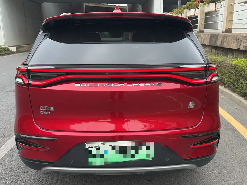 BYD Tang DM DM-i 1.5T 112KM Premium Edition 2022 — миниатюра 2