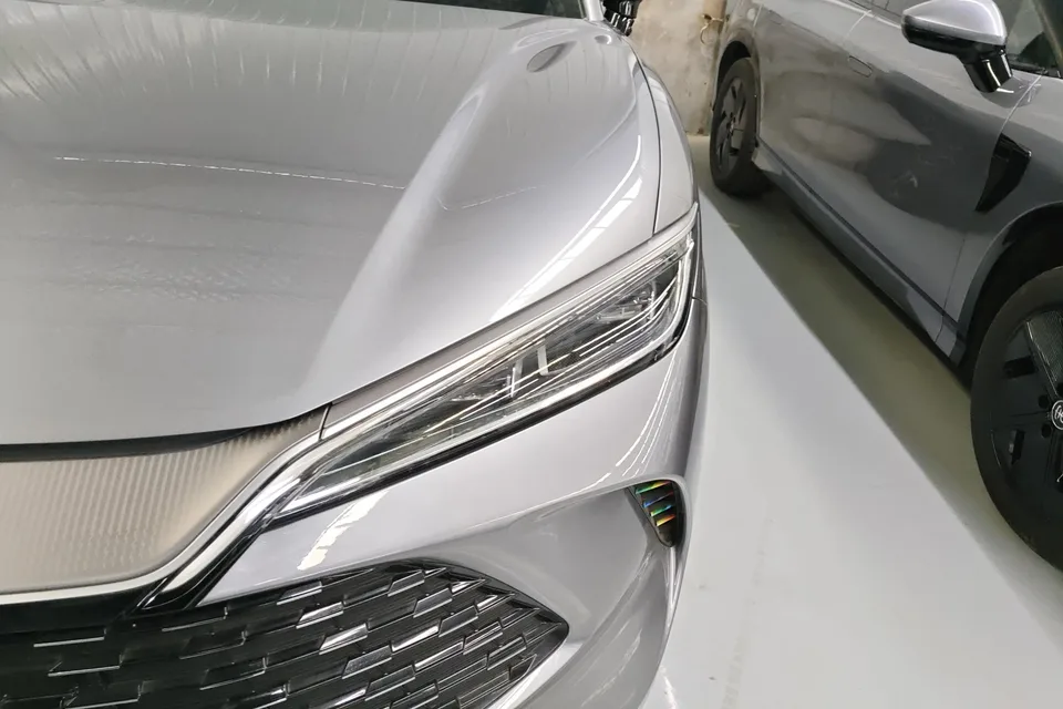 BYD Song L DM Intelligent Driving Edition DM-i 112KM Beyond Edition 2025 — миниатюра 5