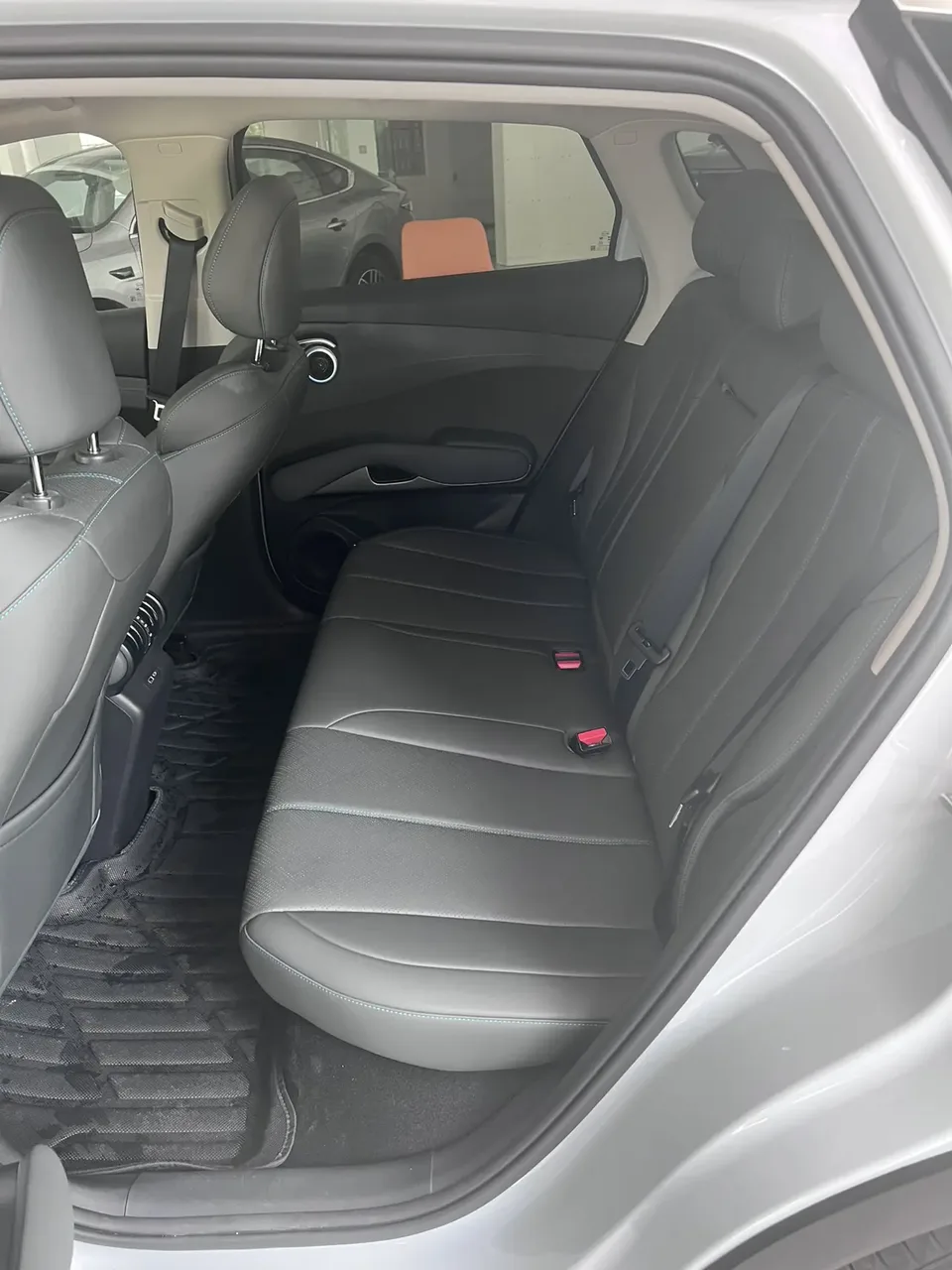 BYD Yuan Plus Smart Driving Edition 510KM Beyond Edition 2025 — миниатюра 3