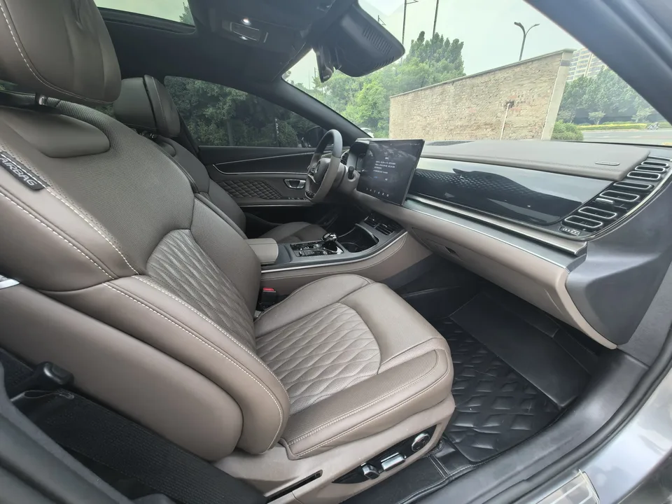 BYD Han DM DM-i 121KM Premium Edition 2023 — миниатюра 4