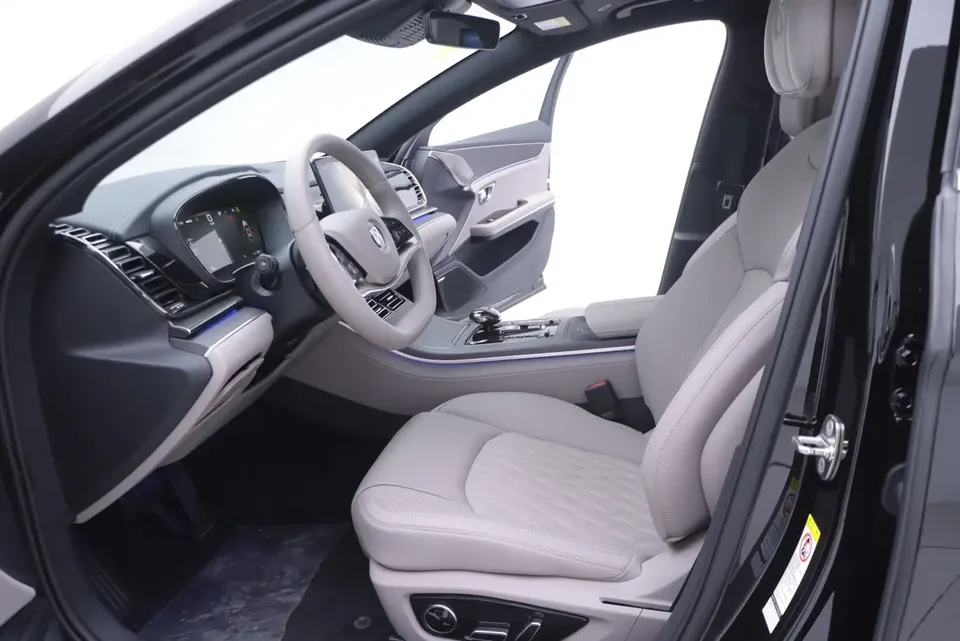 BYD Han DM Han DM 2025 DM-i 125KM Elite 2025 — миниатюра 4