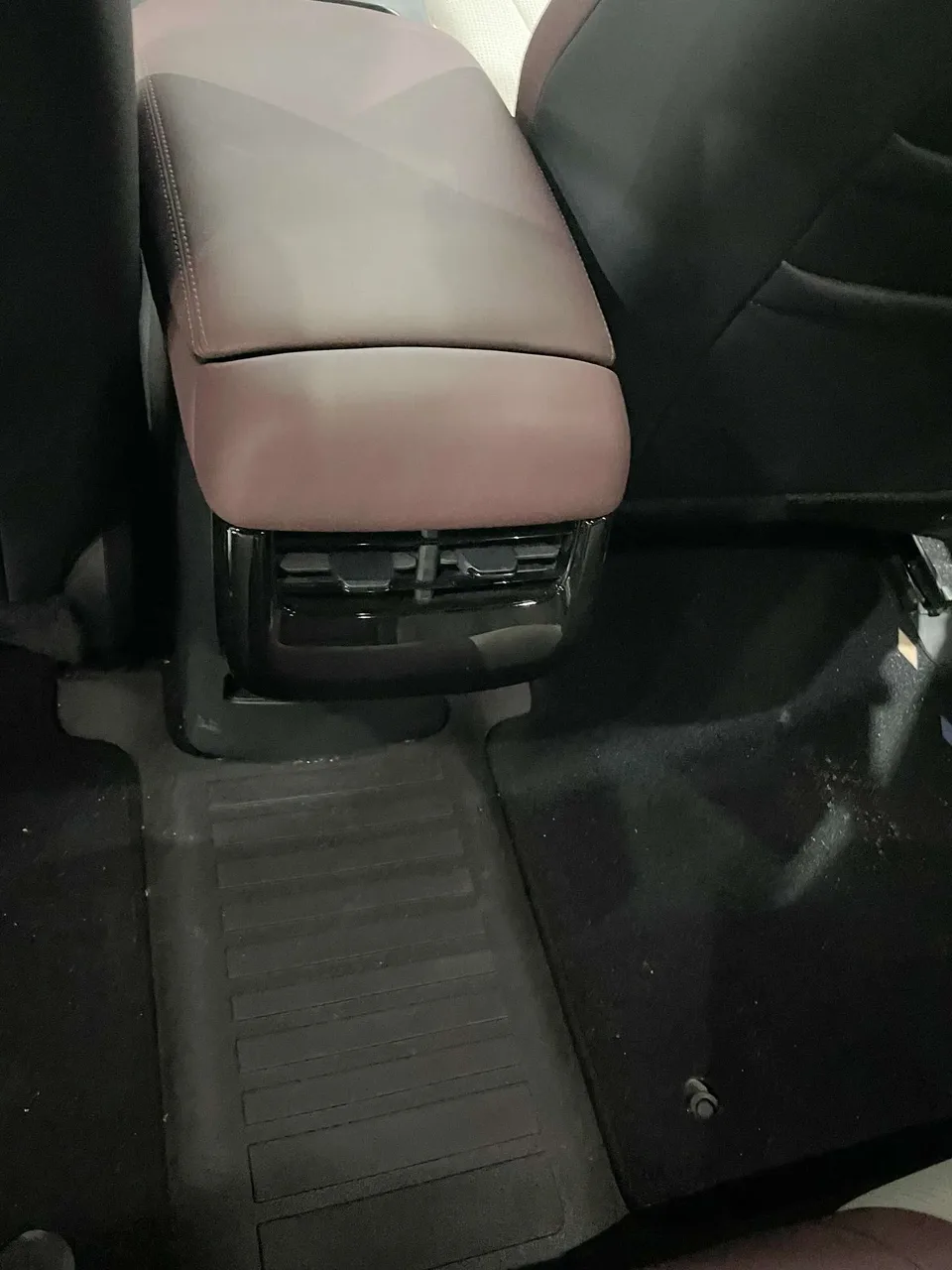 BYD Seal 07DM Intelligent Driving Edition DM-i 125KM Premium Edition 2025 — миниатюра 4