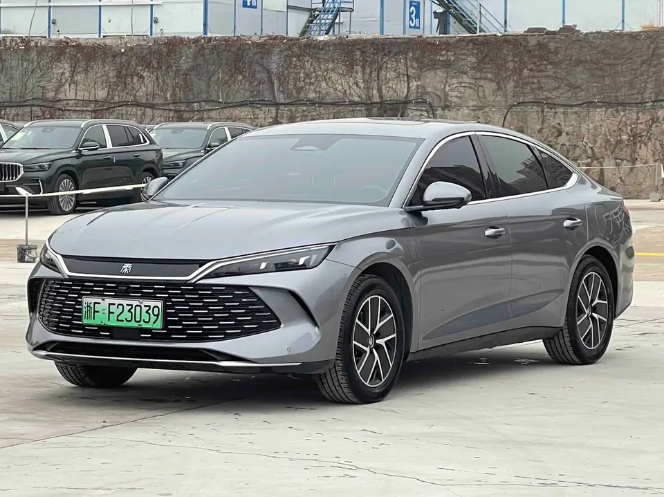 BYD Qin L DM 2024
