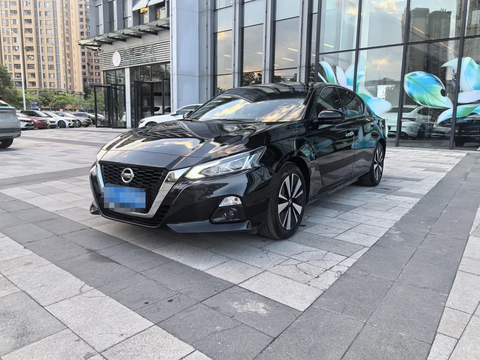 Nissan Altima Sound of nature 2021 2.0L XL Comfort Edition 2023 — photo 1, buy with delivery to Moscow