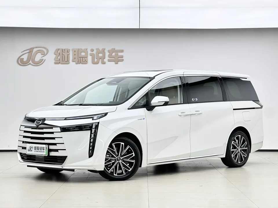 GAC Trumpchi E8 PHEV 2024