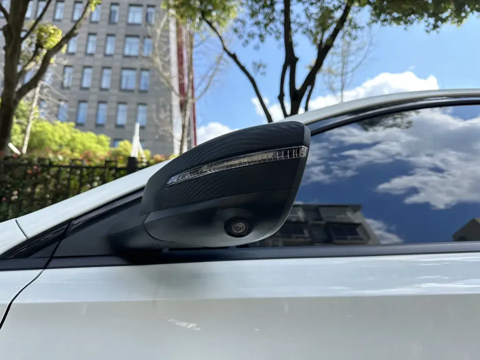 GAC Trumpchi Shadow Leopard 400T Automatic R Max Edition 2023 — миниатюра 3