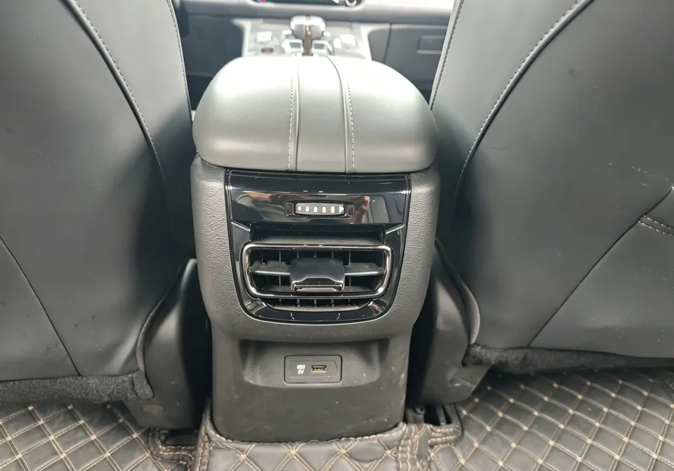 GAC Trumpchi Shadow Leopard 400T Automatic R Pro 2024 — миниатюра 4