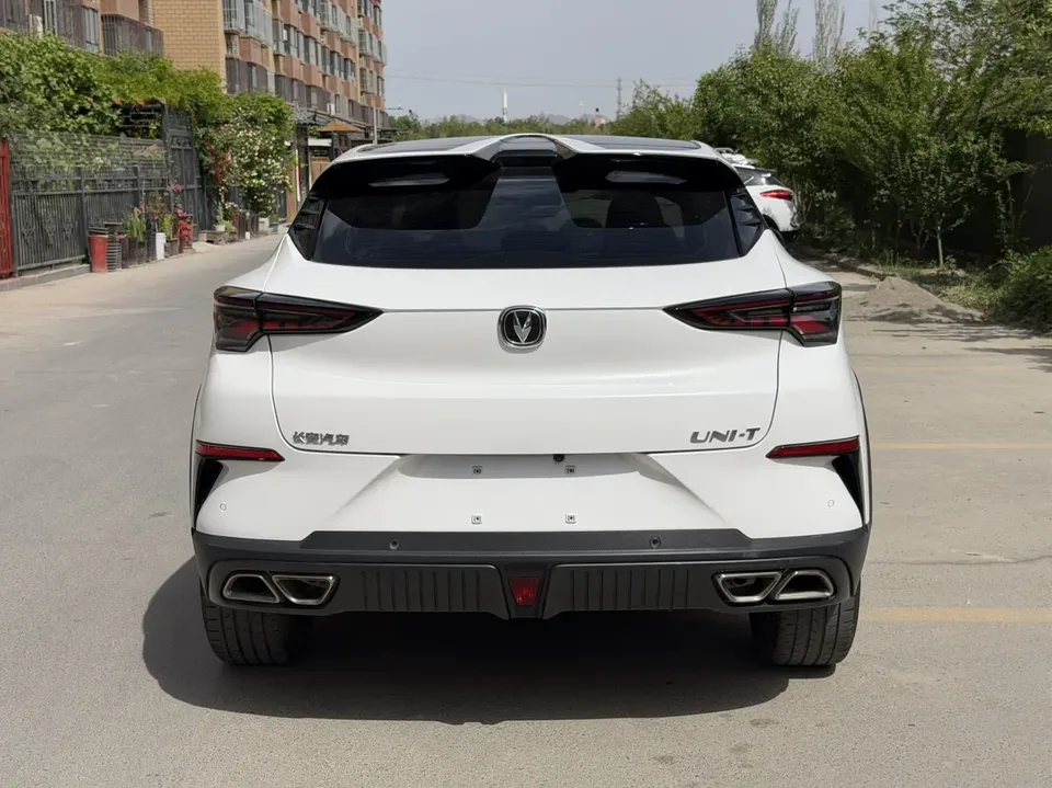 Changan UNI-T Changan UNI-T 2022 1.5T Premium Edition 2022 — миниатюра 2