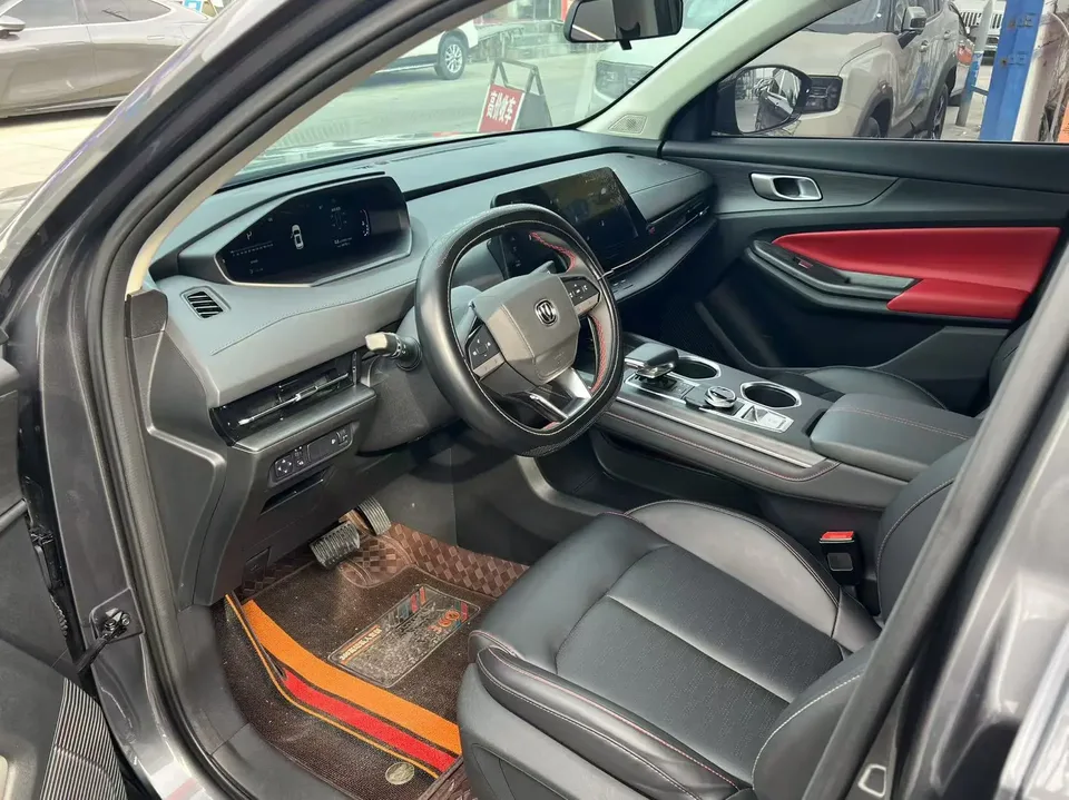 Changan CS55 Plus Second Generation 1.5T DCT Light Year Edition 2023 — миниатюра 5