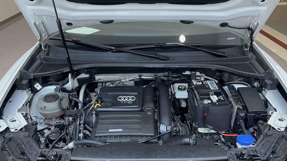 Audi Q3 Audi Q3 2022 35 TFSI Fashionable and Dynamic 2022 — миниатюра 3