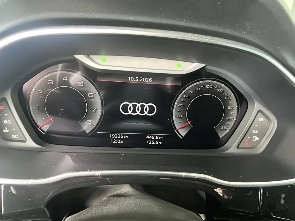 Audi Q3 Audi Q3 2023 35 TFSI Fashionable and Dynamic 2023 — миниатюра 5