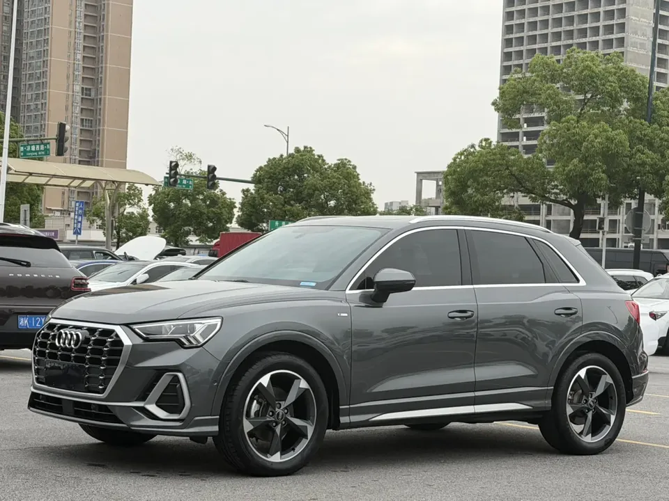 Audi Q3 2022