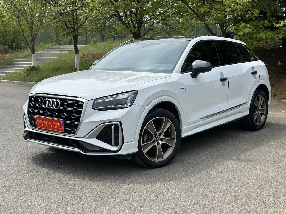 Audi Q2L Q2L 2022 Audi Q2L 2022 35 TFSI Fashion Dynamic Edition 2022 — photo 1, buy with delivery to Moscow