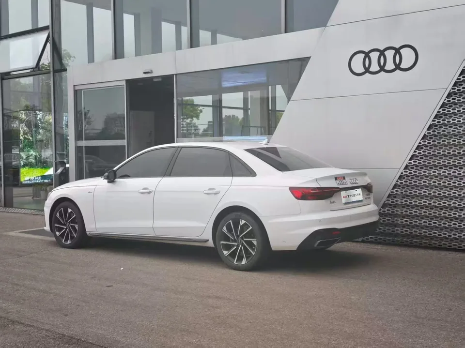 Audi a4 l 40 TFSI luxury and dynamic model 2024 — миниатюра 4