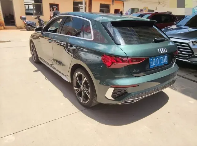 Audi A3 Audi A3 2022 Sportback 35 TFSI Stylish and sporty 2022 — thumbnail 4