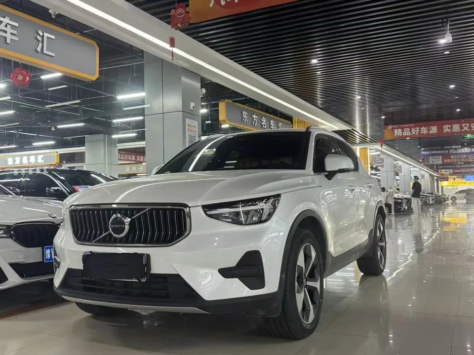 Volvo XC40 2024