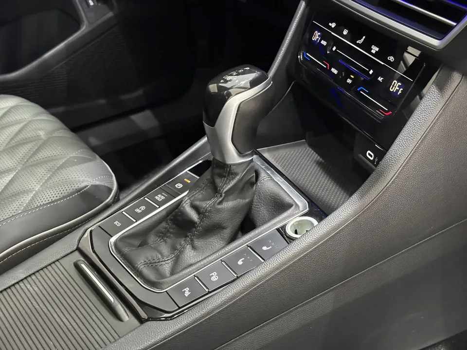 Volkswagen Sagitar 2023 Sagitar 280TSI DSG Beyond Edition 2022 — миниатюра 4