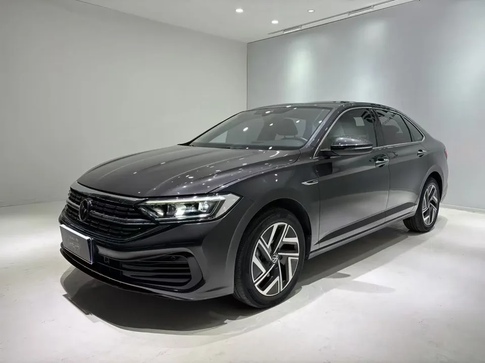 Volkswagen Sagitar 2023 Sagitar 280TSI DSG Beyond Edition 2022 — фото 1, купить с доставкой в Москву