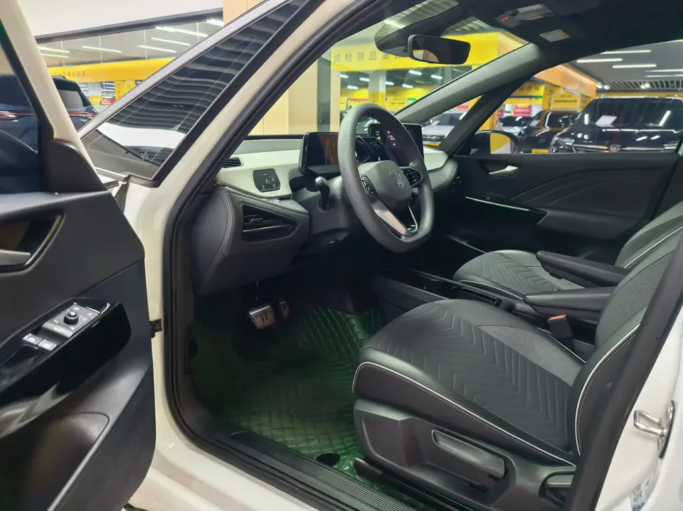 Volkswagen ID.3 Pure Smart Edition 2024 — миниатюра 3