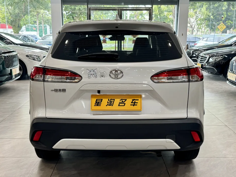 Toyota CorollaCross 2.0L CVT Pioneer Edition 2024 — миниатюра 5
