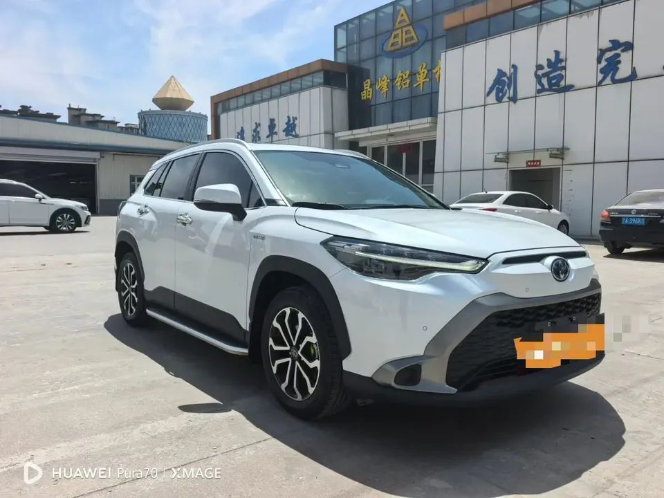 Toyota Frontlander 2.0L Intelligent Electric Hybrid Dual Engine Deluxe Edition 2024 — миниатюра 3
