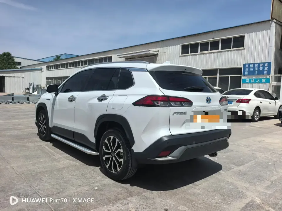 Toyota Frontlander 2.0L Intelligent Electric Hybrid Dual Engine Deluxe Edition 2024 — миниатюра 5