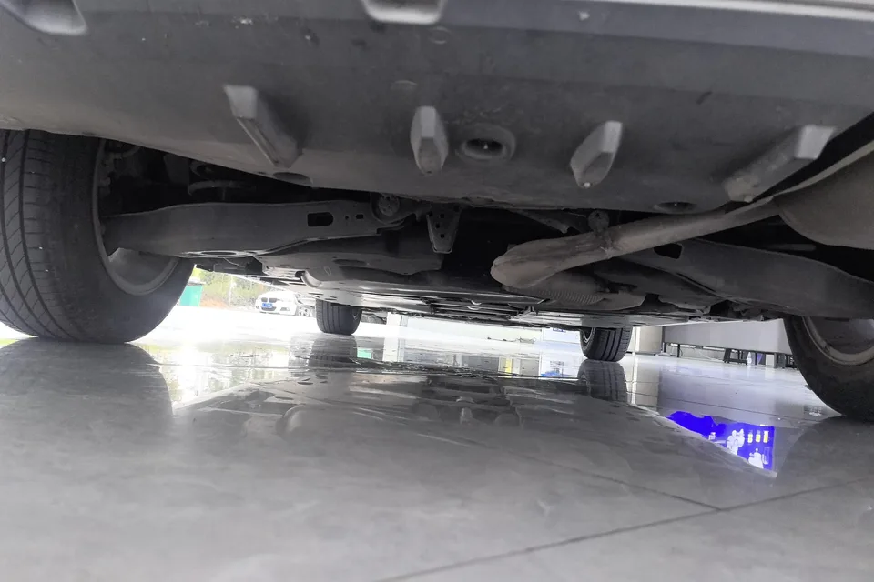 Toyota Corolla Corolla 2022 Corolla Hybrid 1.8L E-CVT Pioneer Edition 2023 — thumbnail 3