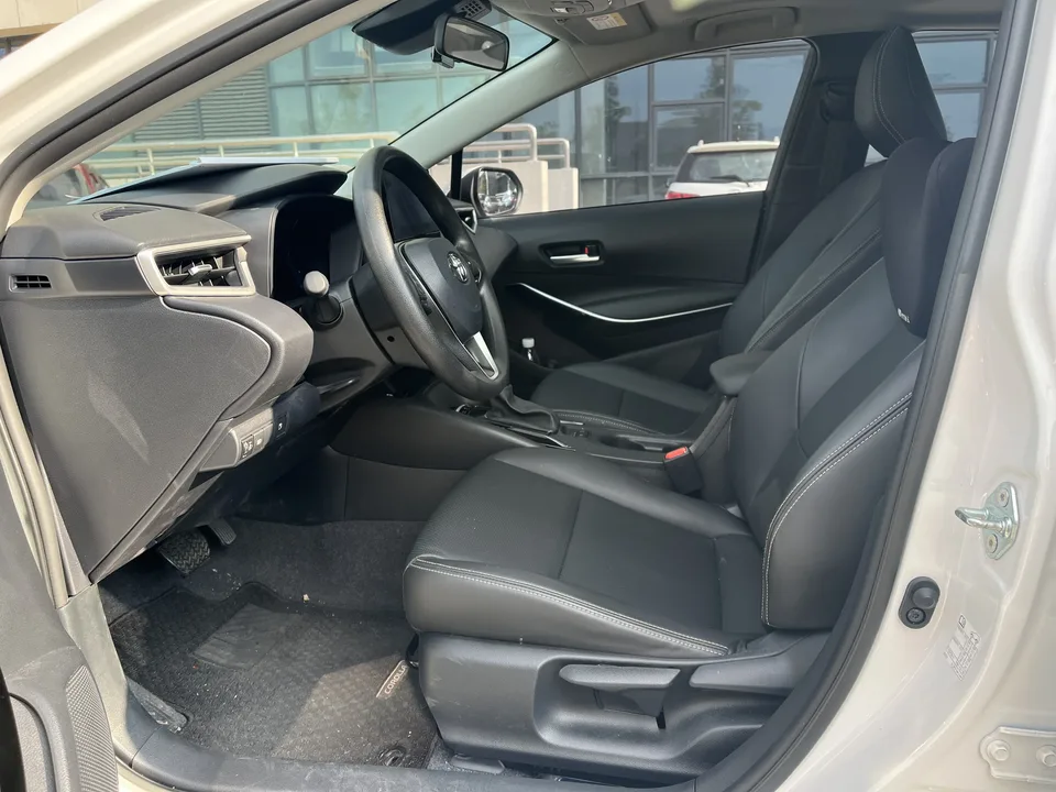 Toyota Corolla Intelligent Electric Hybrid Dual Engine 1.8L E-CVT Elite Edition 2024 — миниатюра 3
