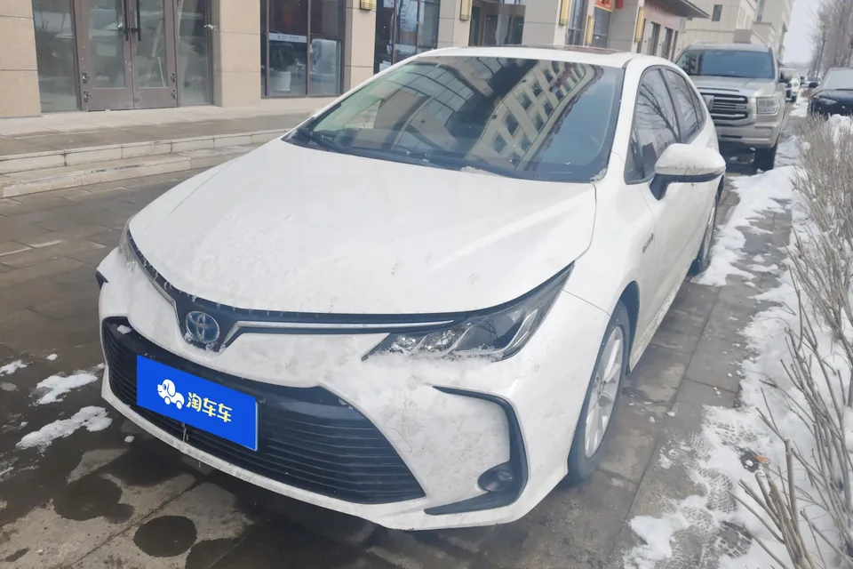 Toyota Corolla Corolla 2021 2021 Corolla Hybrid 1.8L E-CVT Elite Edition 2023 — photo 1, buy with delivery to Moscow