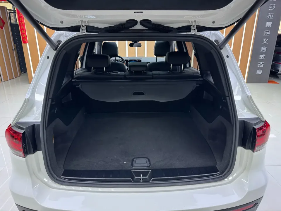 Mercedes-Benz GLB-Class GLB 220 Dynamic 2022 — миниатюра 3