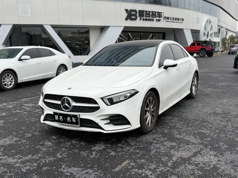 Mercedes-Benz Mercedes Benz A Class 2022