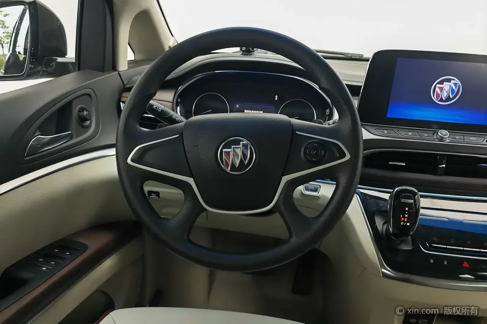 Buick GL8 Buick GL8 2022 Land Business Class 652T Comfort Edition 2022 — миниатюра 4