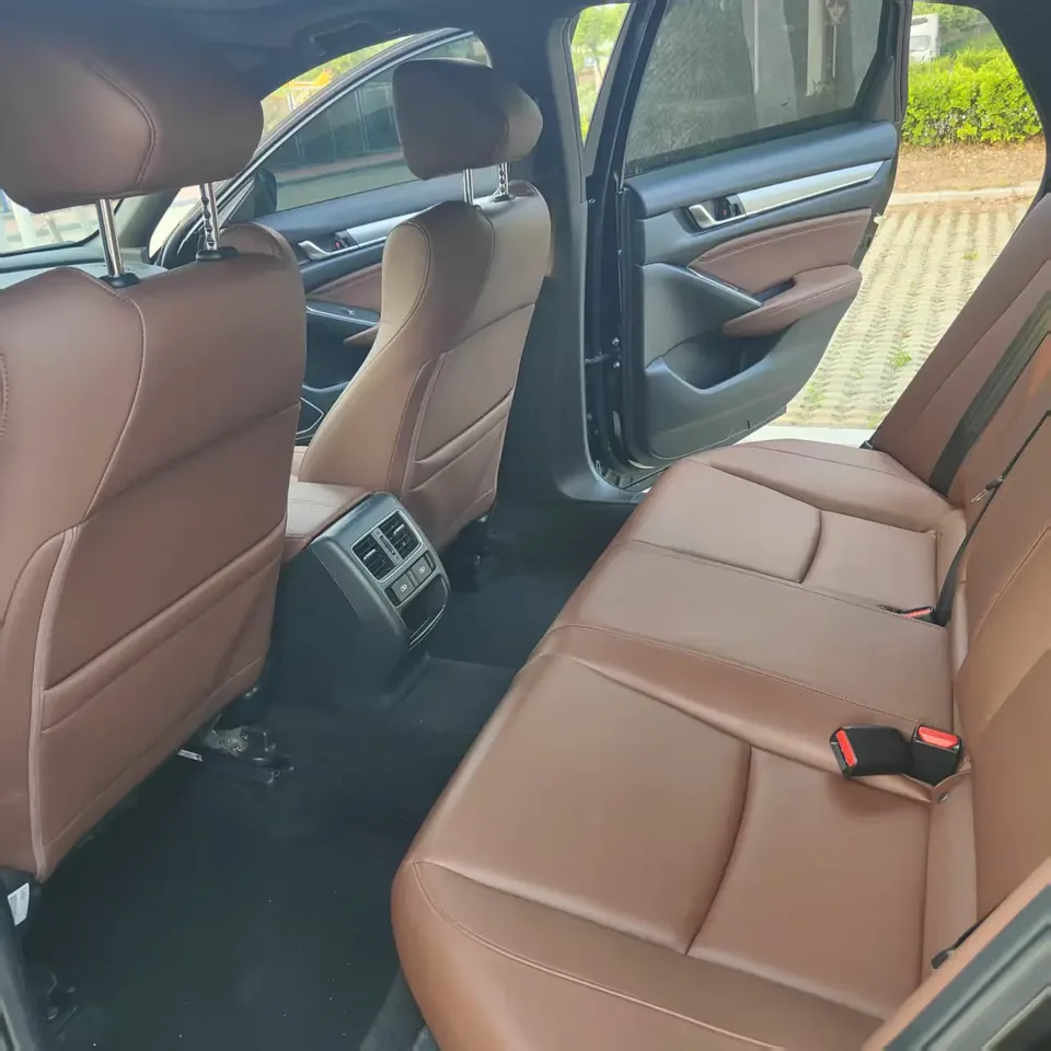 Honda Inspire 2022 Insignia Hybrid 2.0L Pure Elegant Edition 2023 — миниатюра 5