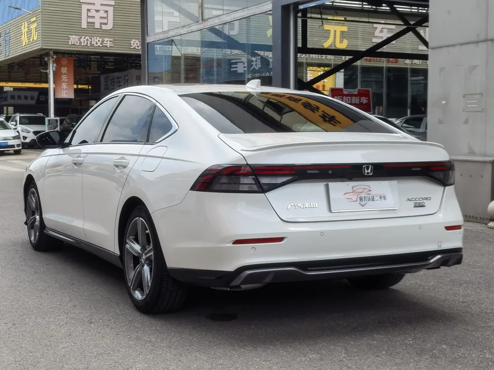 Honda Accord RuiTong 260TURBO Premium Edition 2025 — миниатюра 4