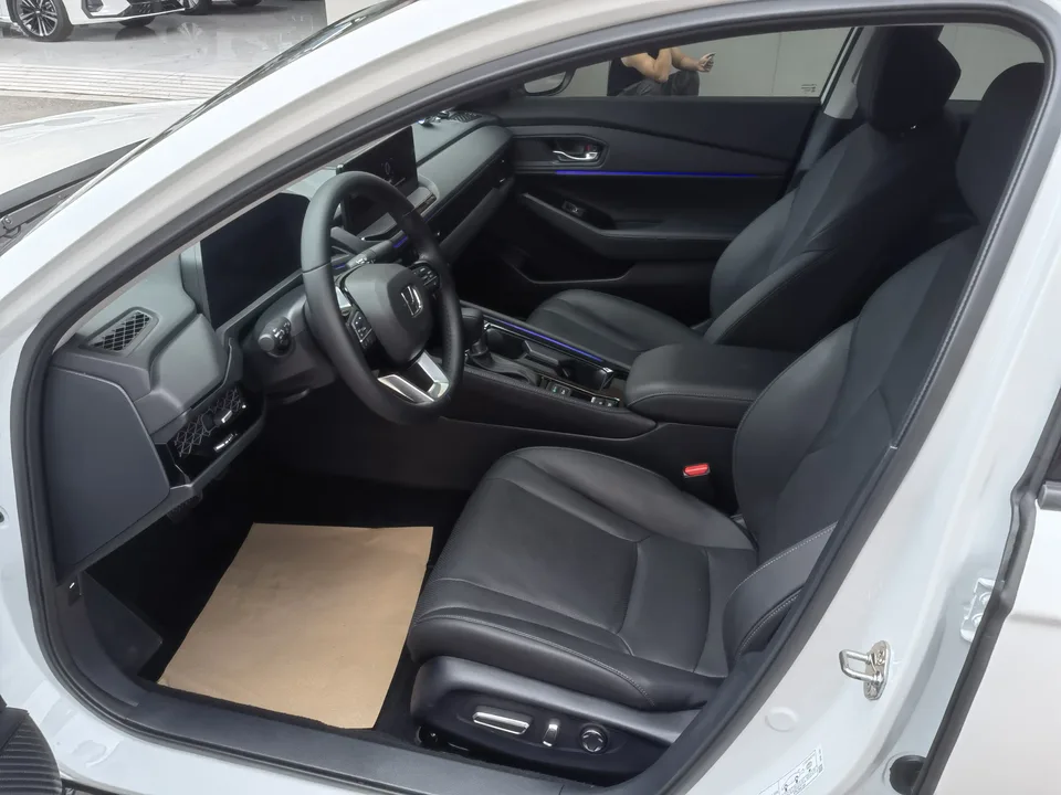 Honda Accord RuiTong 260TURBO Premium Edition 2025 — миниатюра 5