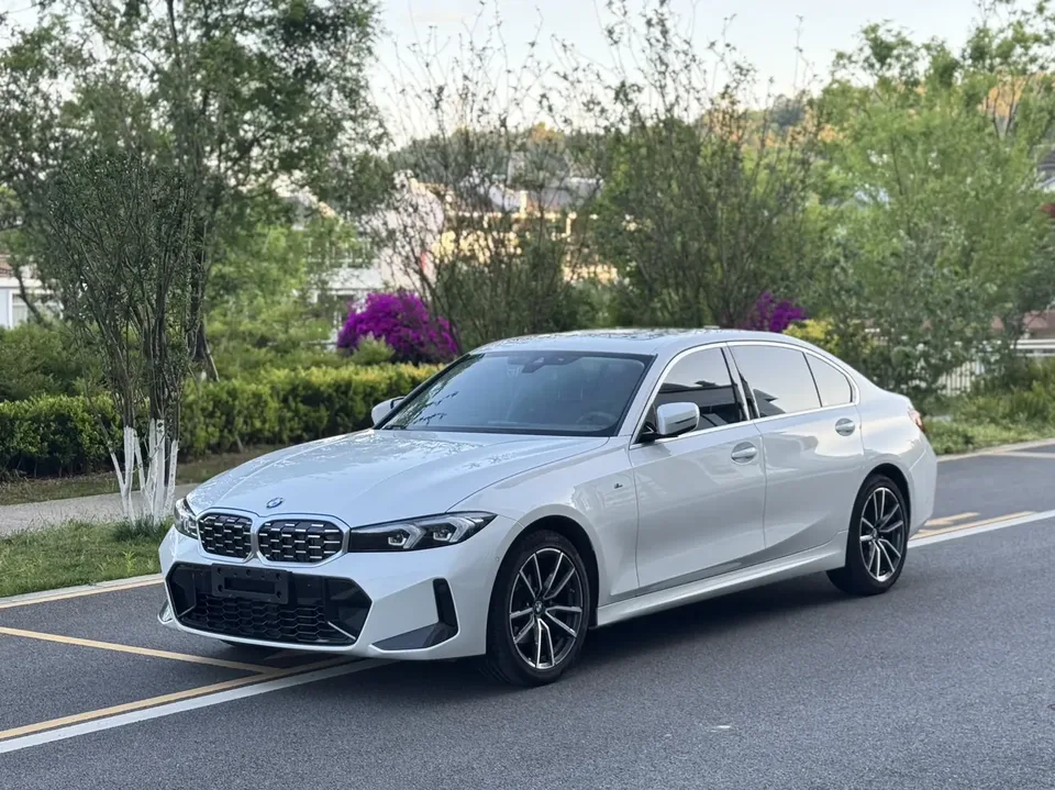 BMW 3 Series 2023