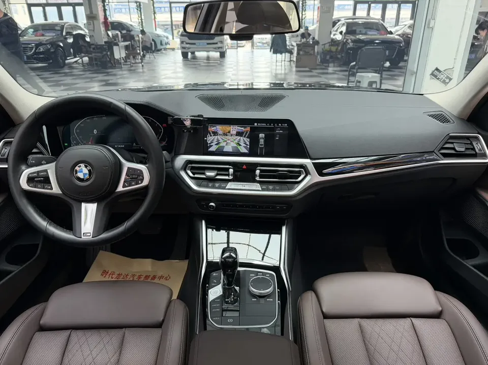 BMW 3 Series BMW 3 Series 2022 320Li M Sport Package 2022 — миниатюра 3