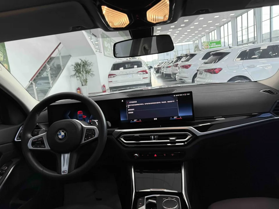 BMW 3 Series BMW 3 Series 2023 320Li M Sport Package 2022 — миниатюра 4