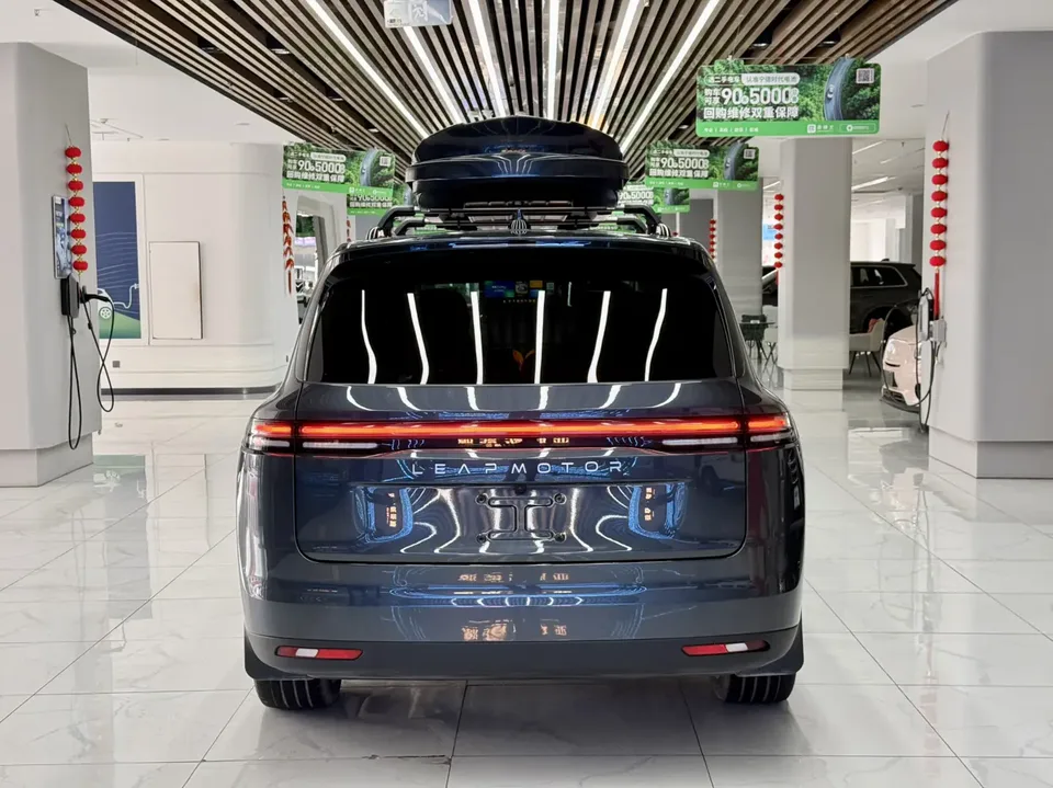 Leapmotor C16 Extended Range 200 Premium Edition 2024 — миниатюра 2