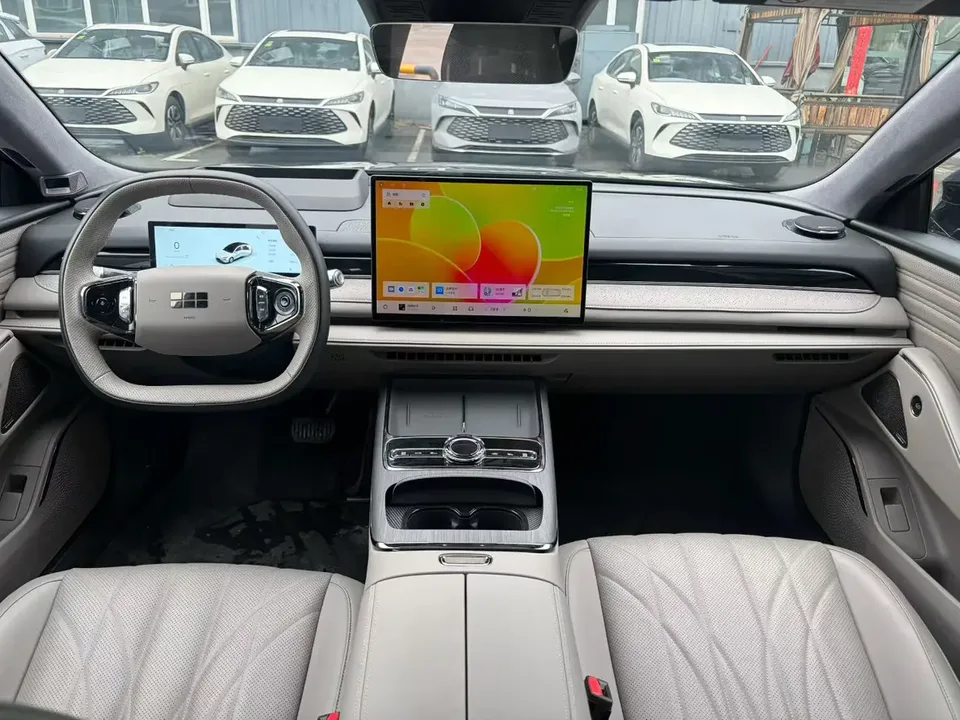 Geely Galaxy Star 8 PHEV 130km EM-P Starship Edition 2025 — миниатюра 5