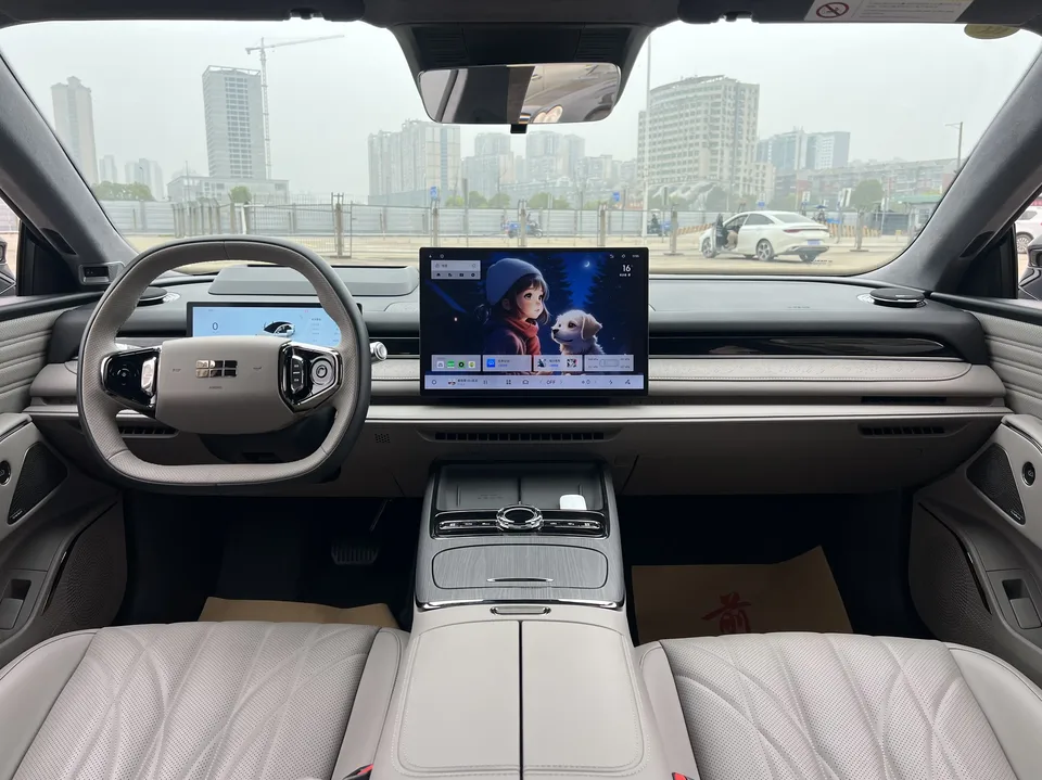 Geely Galaxy Star 8 PHEV Galaxy Star 8 PHEV 2025 130km EM-P Starship Edition 2025 — thumbnail 5